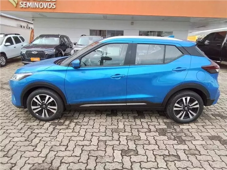 Nissan Kicks Azul 16