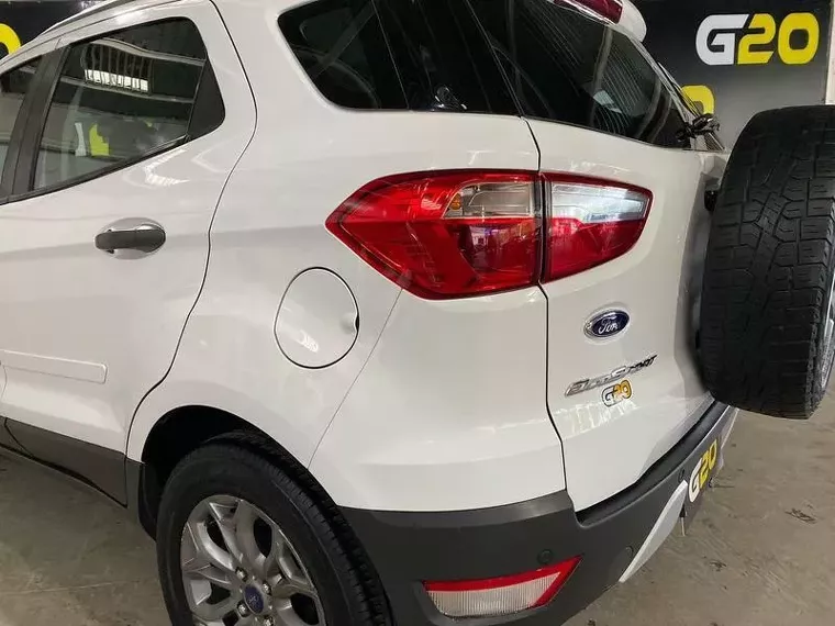 Ford Ecosport Branco 20