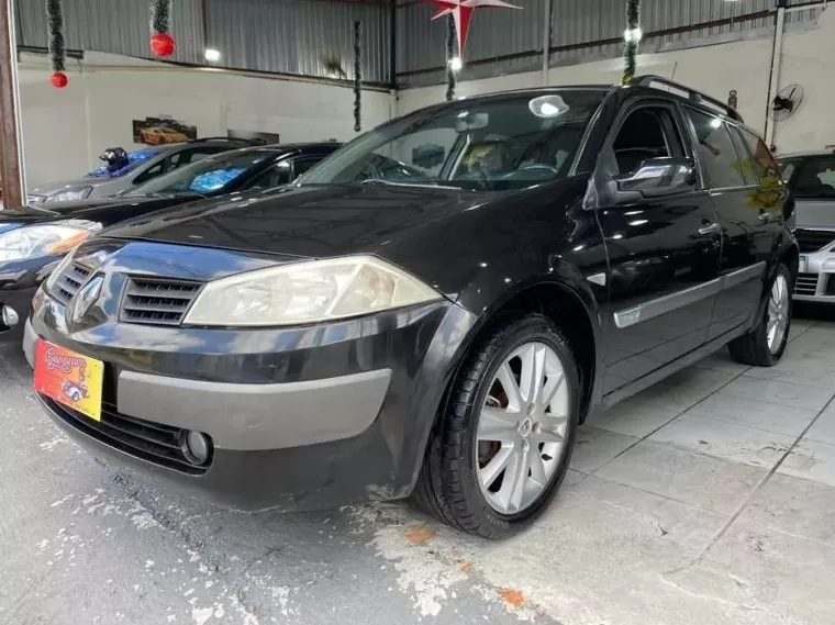 Renault Mégane Preto 5