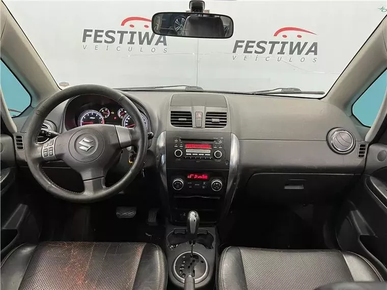 Suzuki SX4 Preto 8