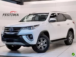 Toyota Hilux SW4