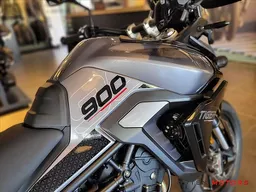 Triumph Tiger 900