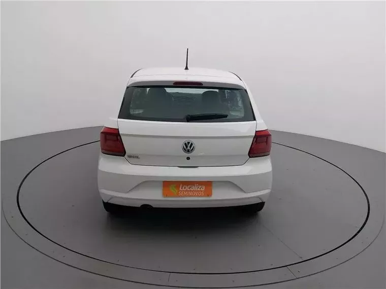 Volkswagen Gol Branco 13