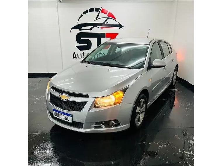 Chevrolet Cruze Prata 1