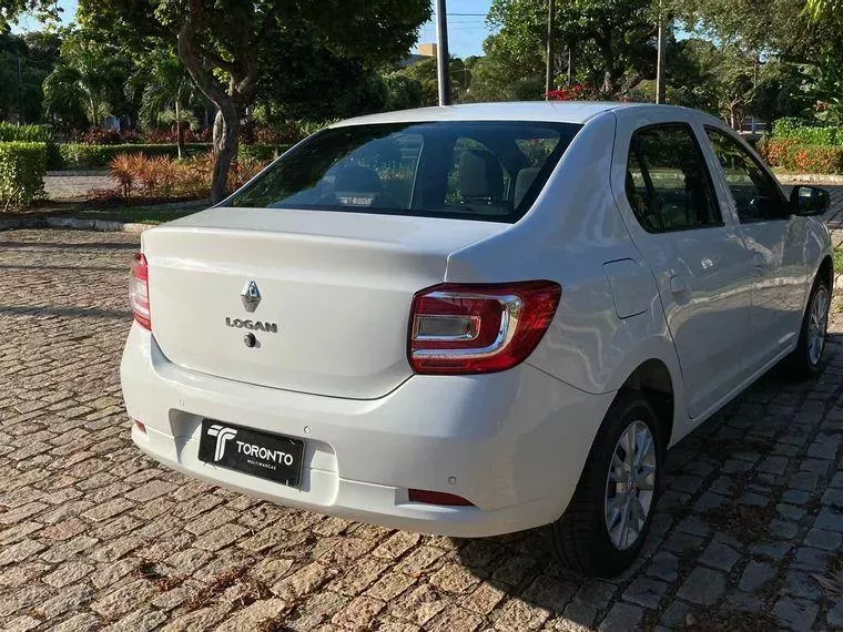 Renault Logan Branco 2