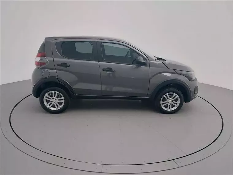 Fiat Mobi Prata 9