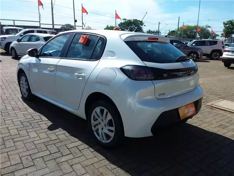 Peugeot 208 Branco 5