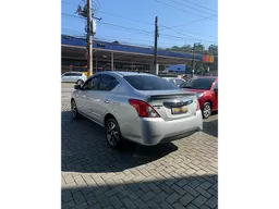 Nissan Versa