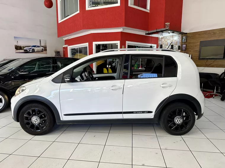 Volkswagen Cross UP Branco 12