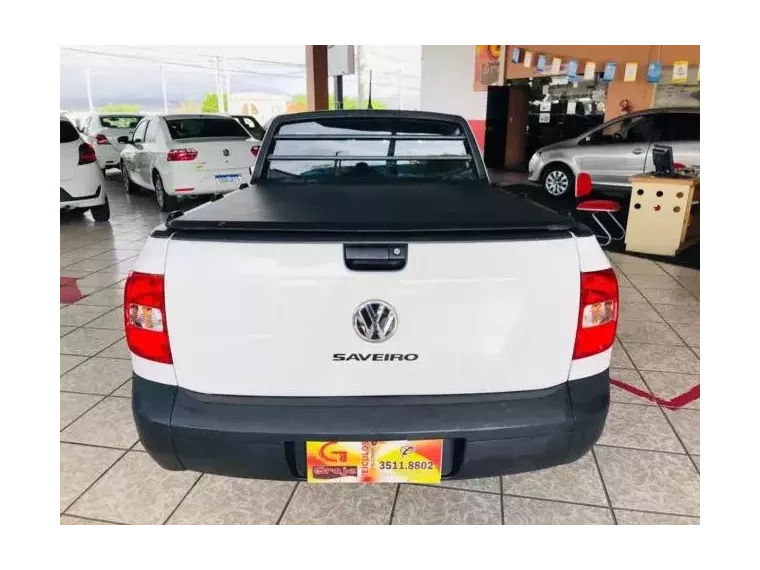 Volkswagen Saveiro Branco 5