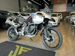 F 900 GS