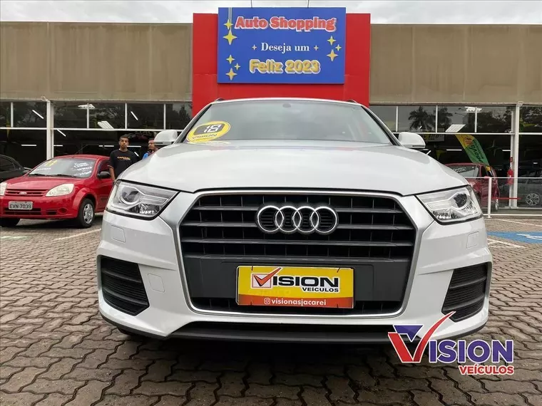 Audi Q3 Branco 12