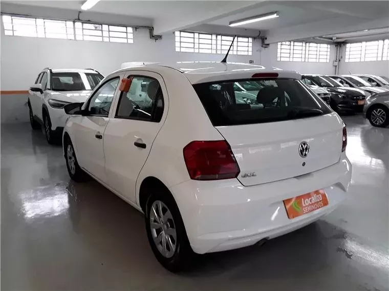 Volkswagen Gol Branco 6