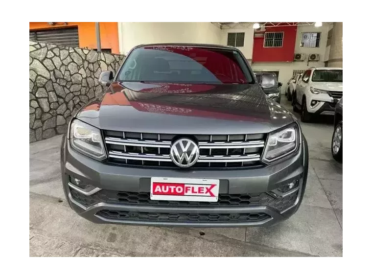 Volkswagen Amarok Cinza 1