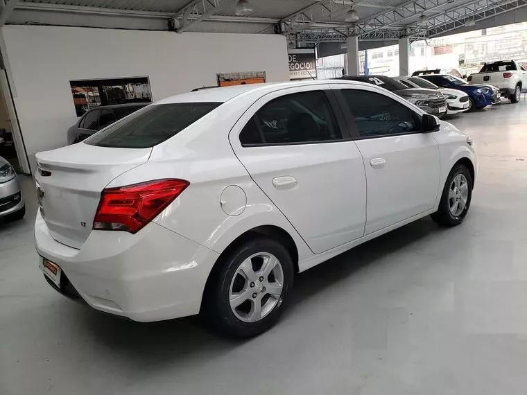 Chevrolet Prisma Branco 5