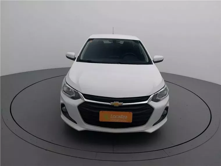 Chevrolet Onix Branco 6