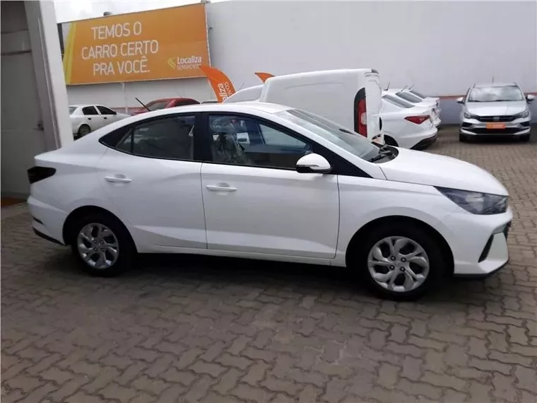 Hyundai HB20S Branco 6