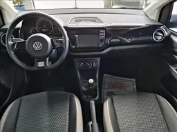 Volkswagen Cross UP