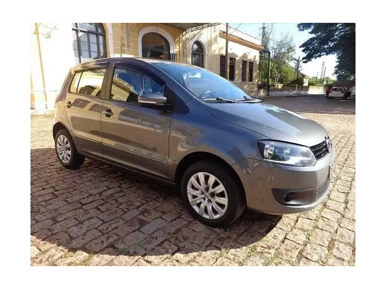 Volkswagen Fox Cinza 1