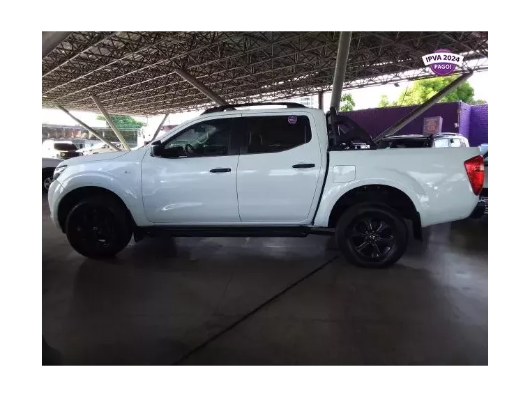 Nissan Frontier Branco 7