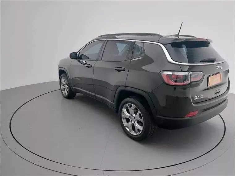 Jeep Compass Verde 8