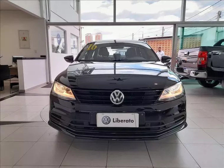 Volkswagen Jetta Preto 6