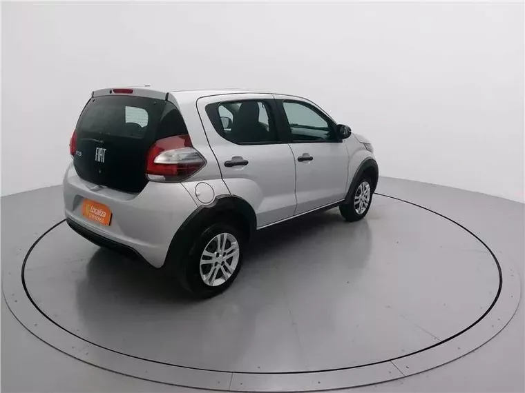 Fiat Mobi Prata 8