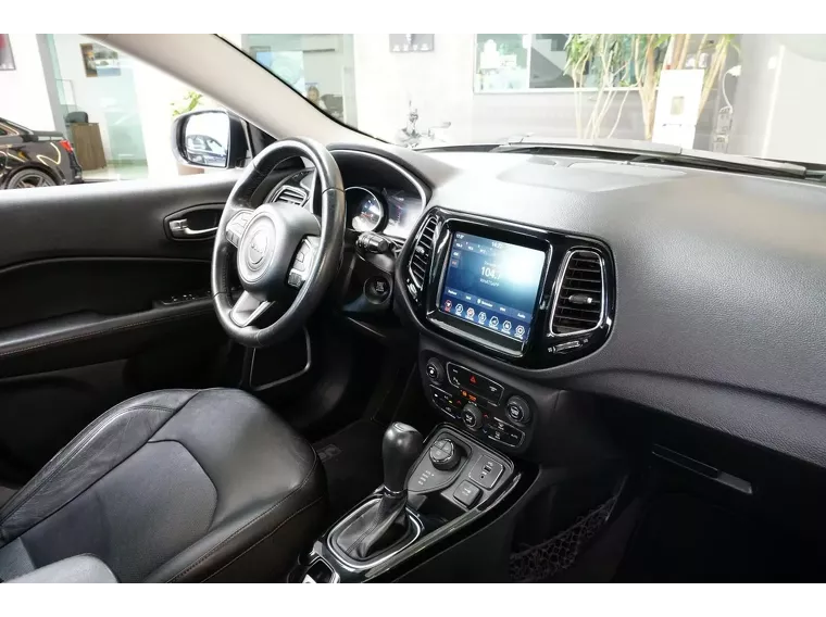 Jeep Compass Cinza 19