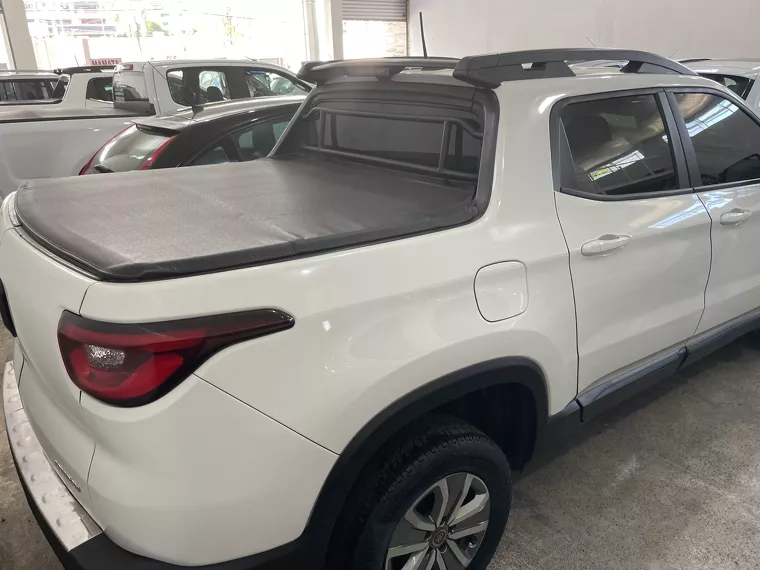 Fiat Toro Branco 7