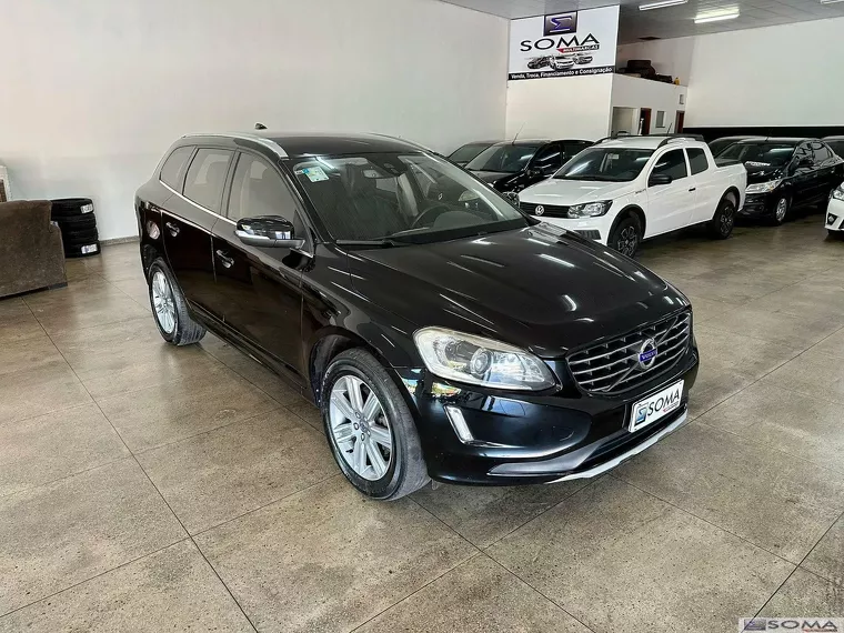 Volvo XC60 Preto 1