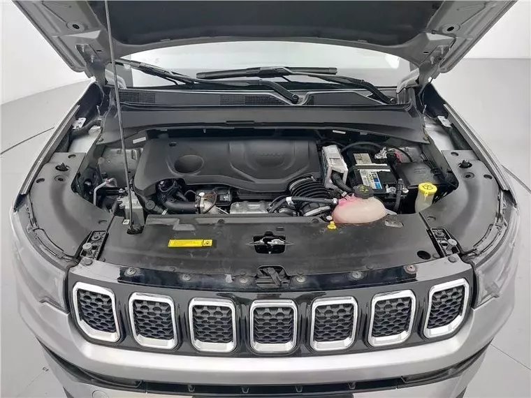 Jeep Compass Prata 16