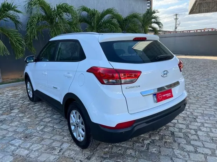 Hyundai Creta Branco 14