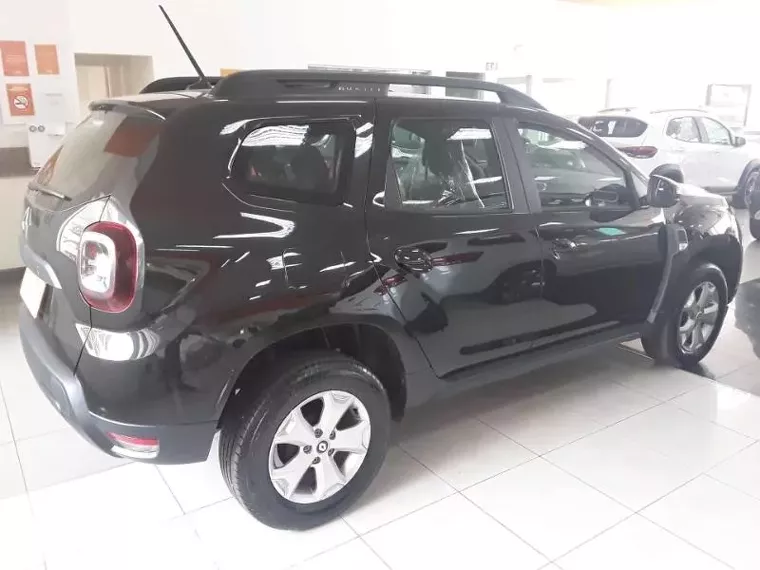 Renault Duster Preto 14