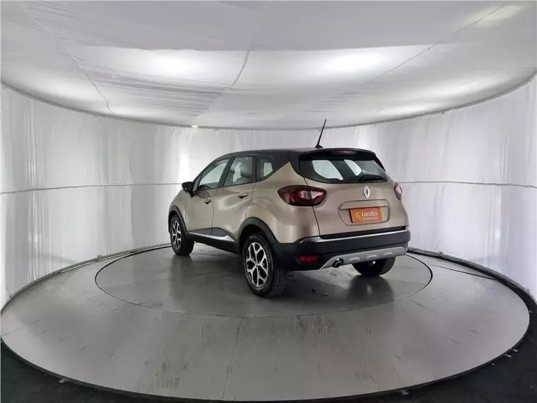 Renault Captur Bronze 17