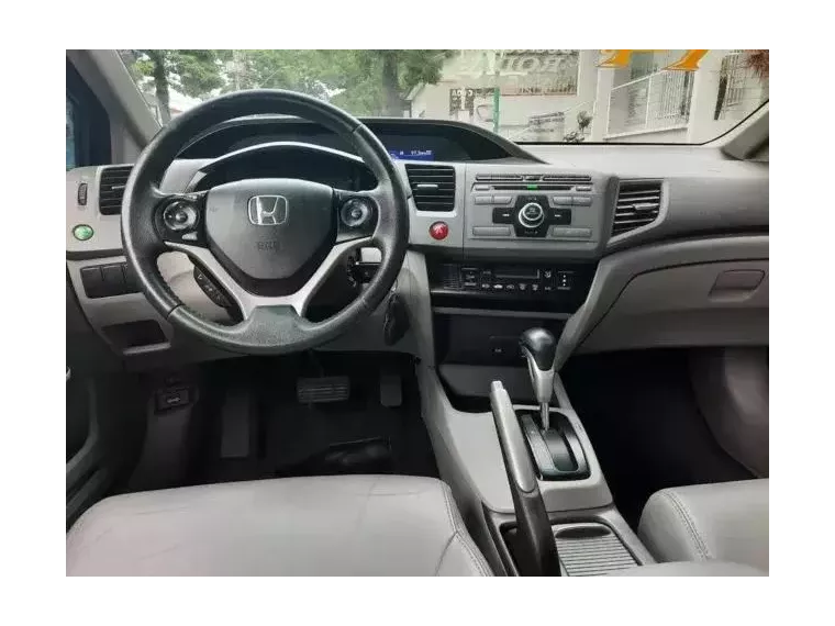 Honda Civic Cinza 9