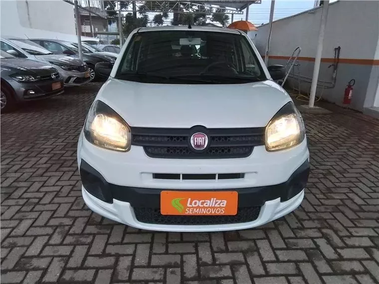 Fiat Uno Branco 1