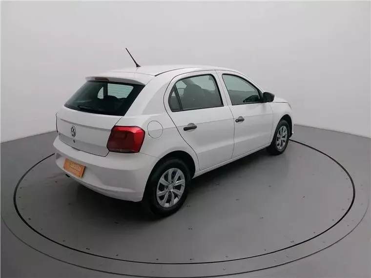 Volkswagen Gol Branco 10