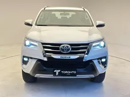 Toyota Hilux SW4