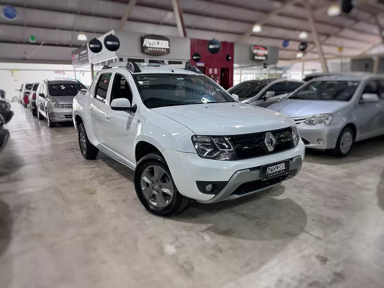 Renault Duster Oroch Branco 7