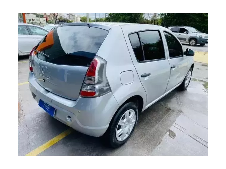 Renault Sandero Prata 10