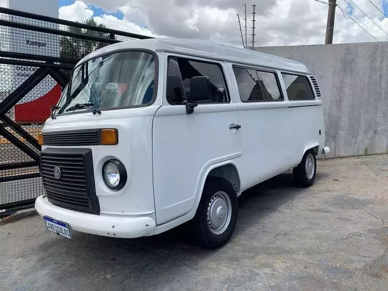 Volkswagen Kombi Branco 7