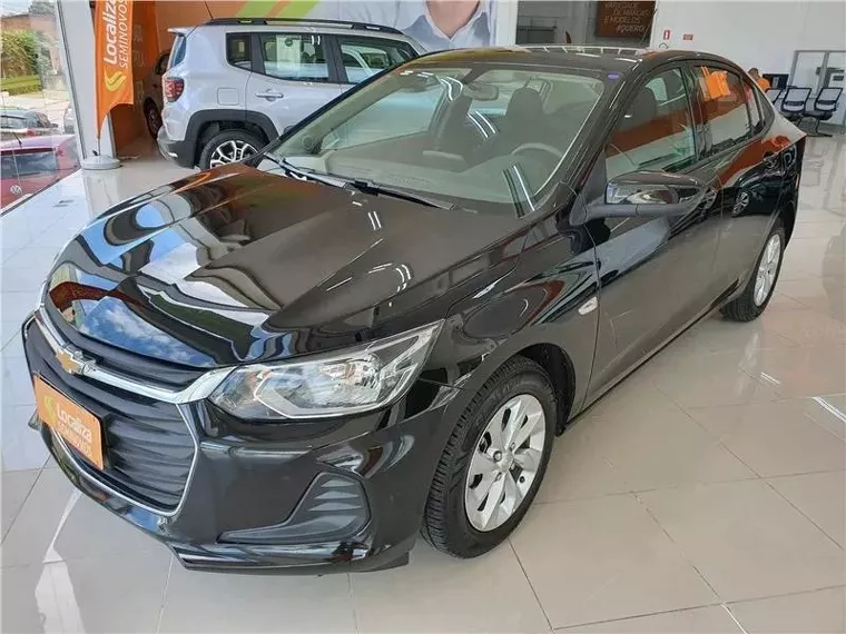 Chevrolet Onix Preto 3