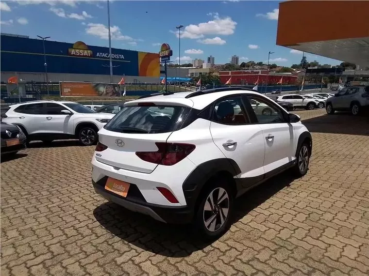 Hyundai HB20X Branco 13