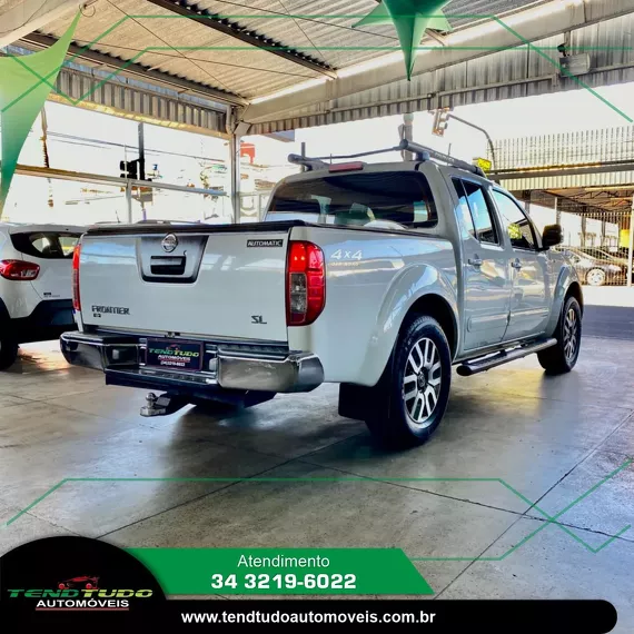 Nissan Frontier Branco 1