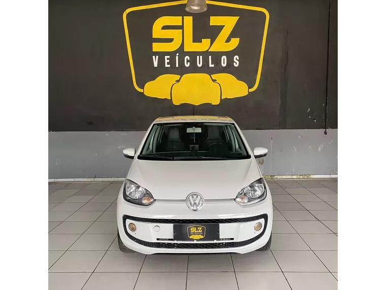 Volkswagen UP Branco 3