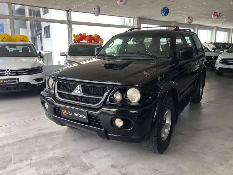 Mitsubishi Pajero Sport Preto 1