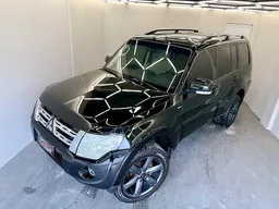 Mitsubishi Pajero Full