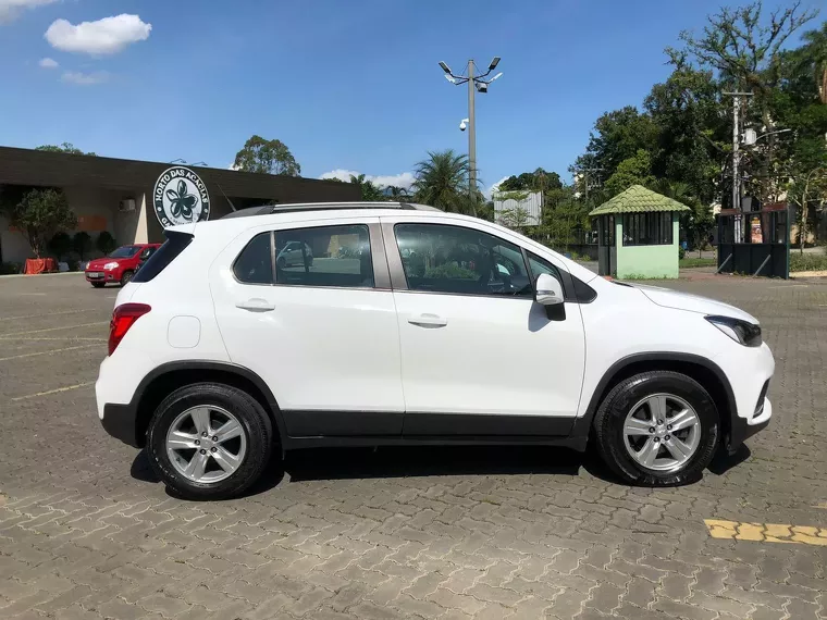 Chevrolet Tracker Branco 12