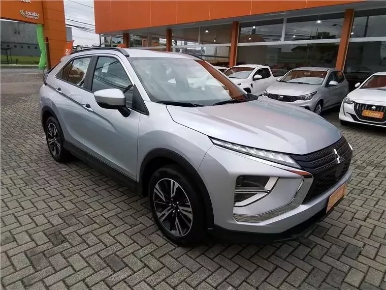 Mitsubishi Eclipse Cross Prata 11