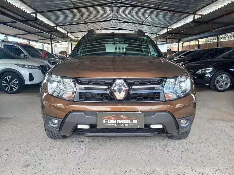 Renault Duster Marrom 4